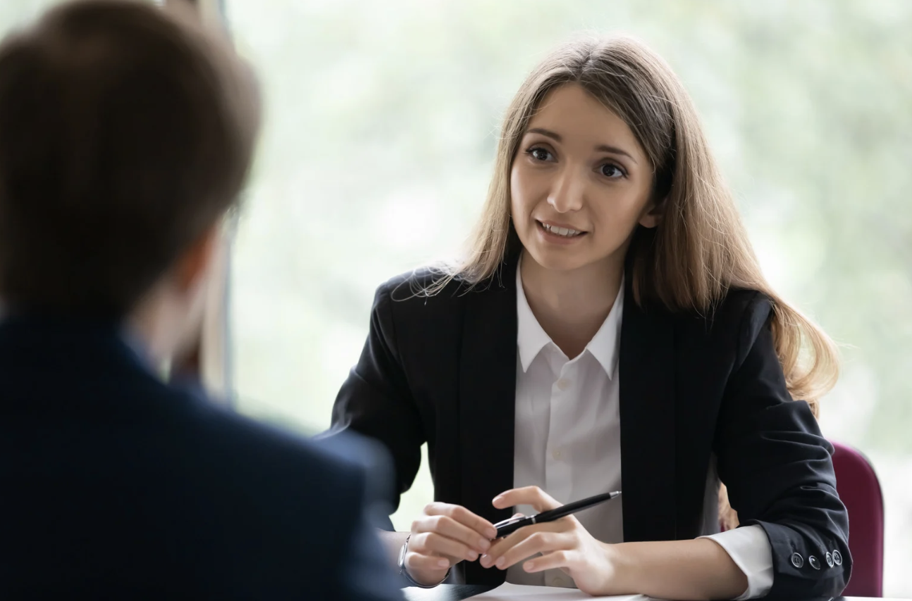 The Interview Game: 20 Winning Strategies to Impress in an Employment Interview