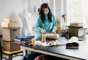 Diving into Dropshipping: A Profitable Business Model Explained